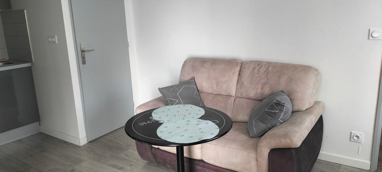 Appartement 2 Pieces Rive-de-Gier Εξωτερικό φωτογραφία
